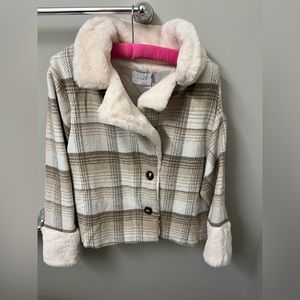 NWT Faux Fur Trim Plaid Jacket. Size Large